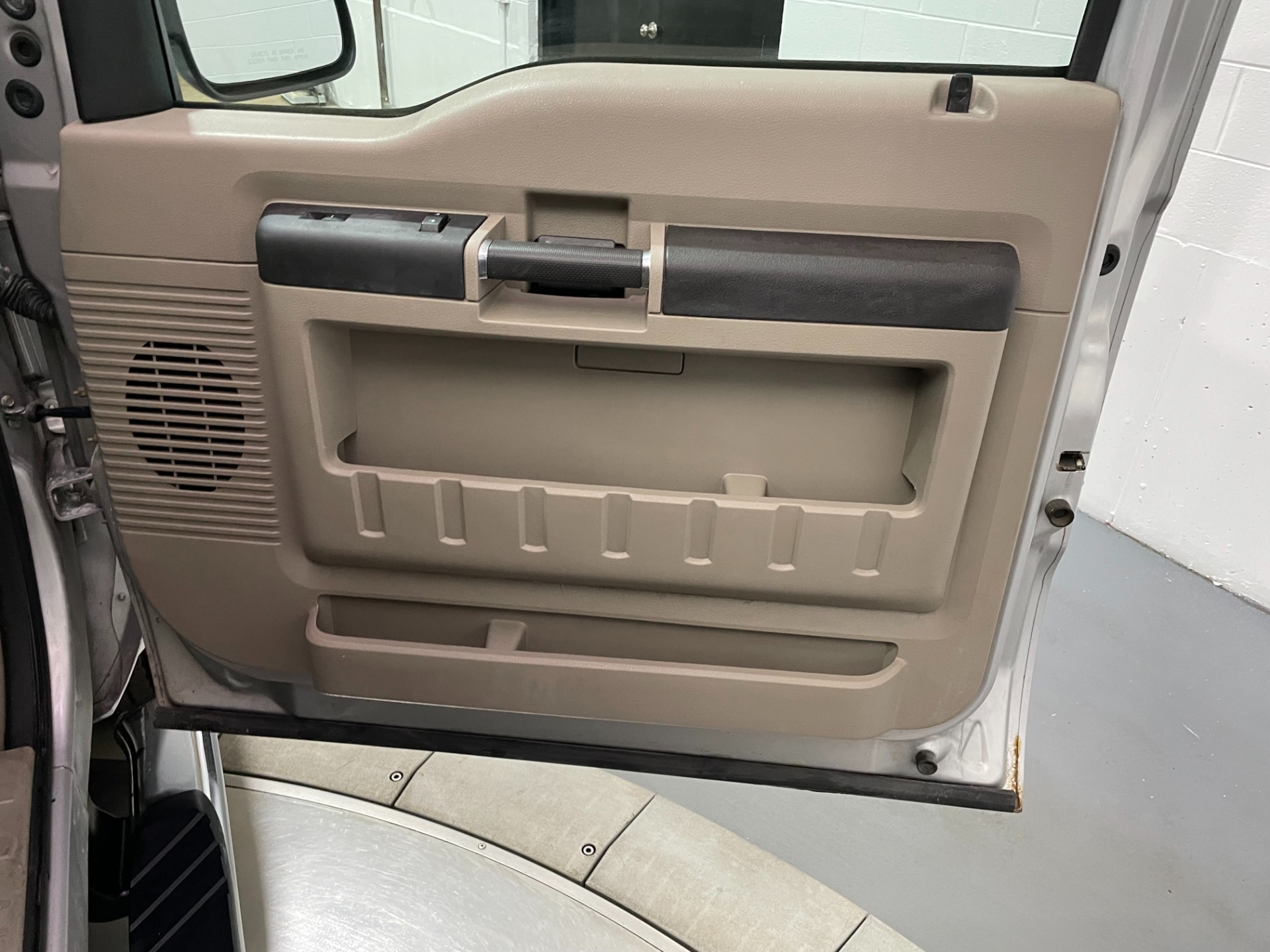 Used-2008-Ford-F-250-Super-Duty-XLT-4WD