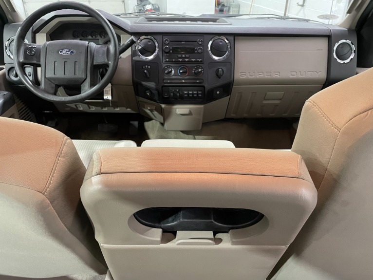 Used-2008-Ford-F-250-Super-Duty-XLT-4WD