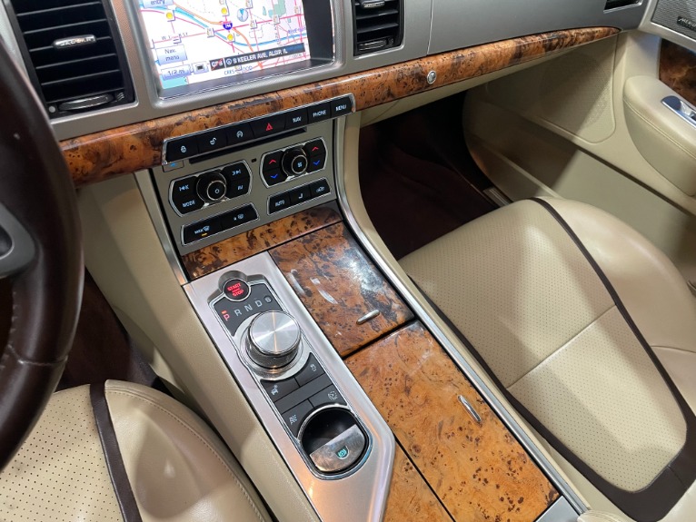 Used-2015-Jaguar-XF-supercharged-30-Portfolio-RWD