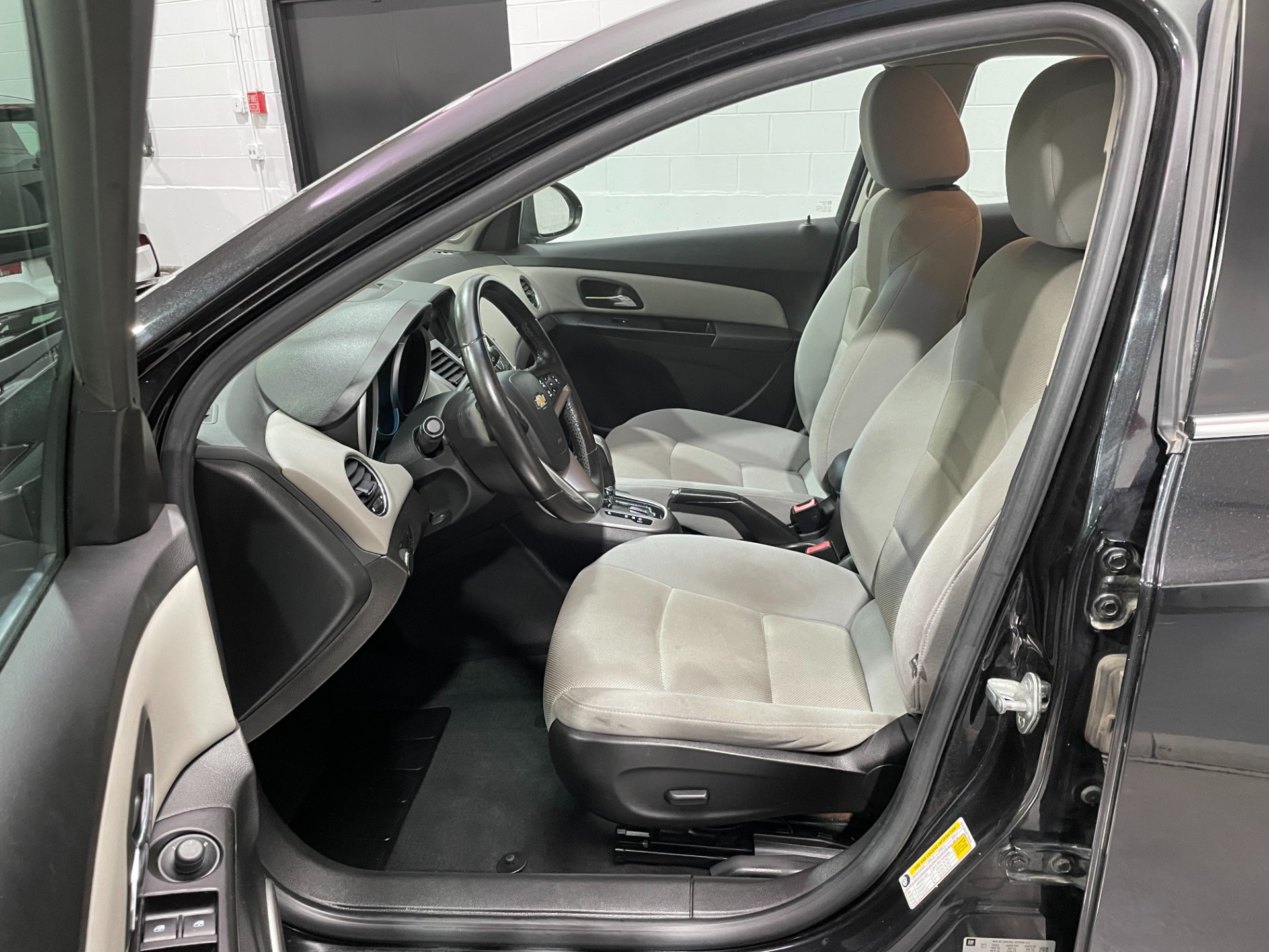 Used-2012-Chevrolet-Cruze-ECO-FWD