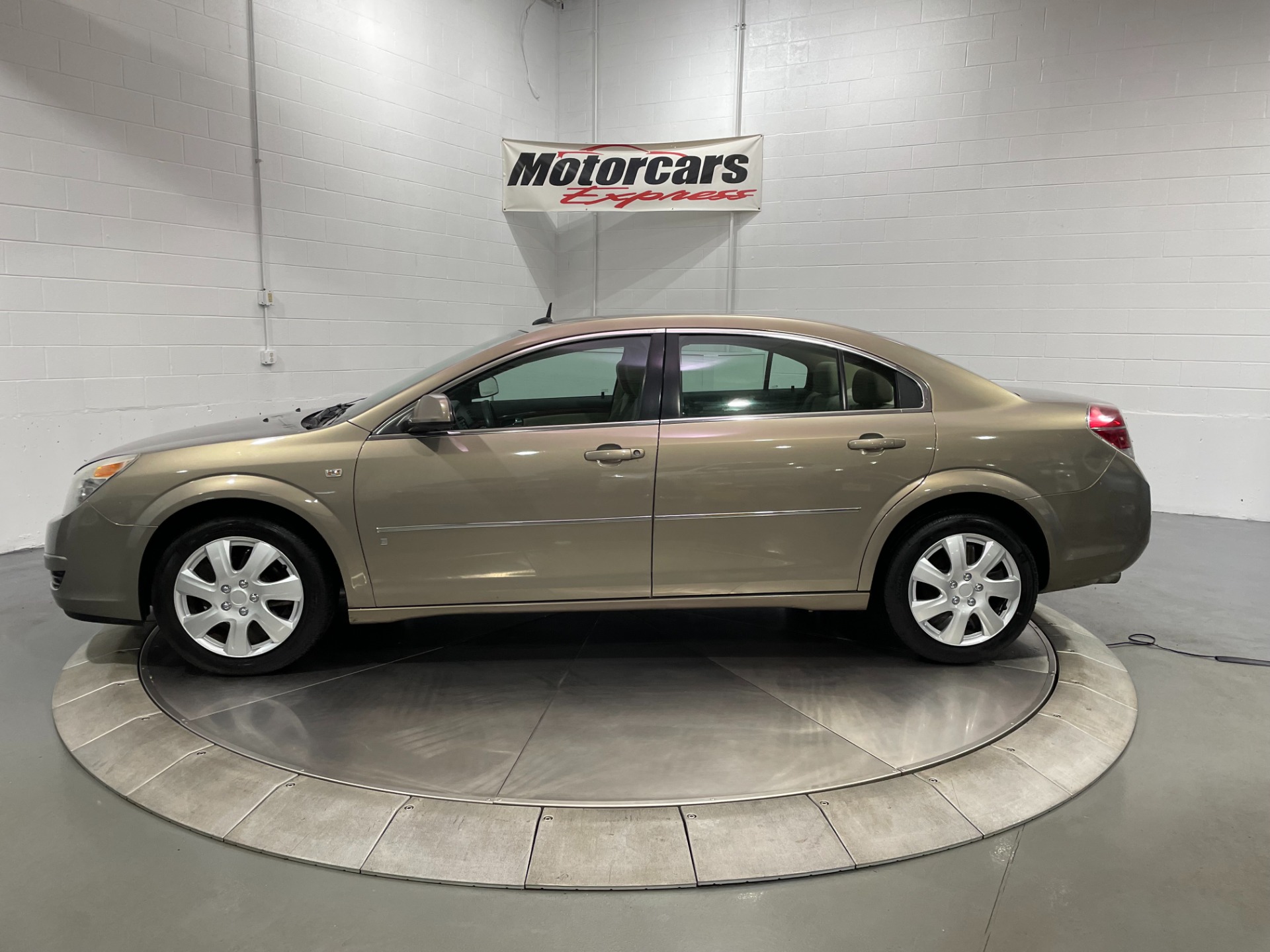 Used-2007-Saturn-Aura-XE-FWD