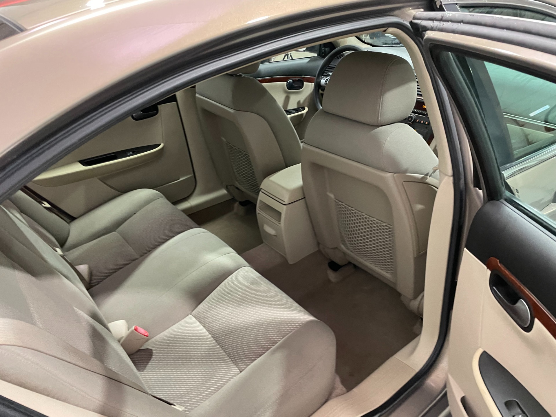 Used-2007-Saturn-Aura-XE-FWD