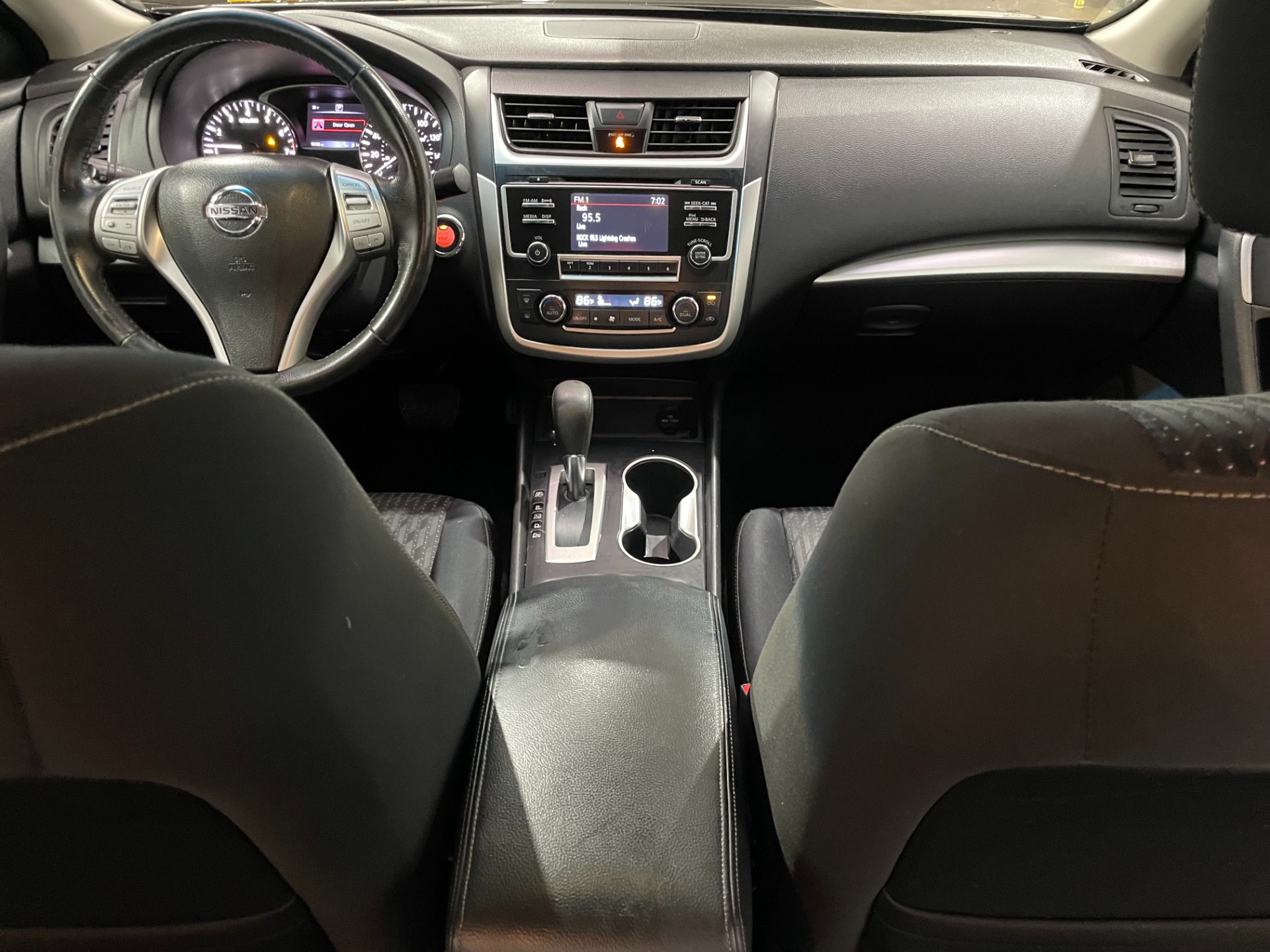 Used-2017-Nissan-Altima-25-SV-FWD