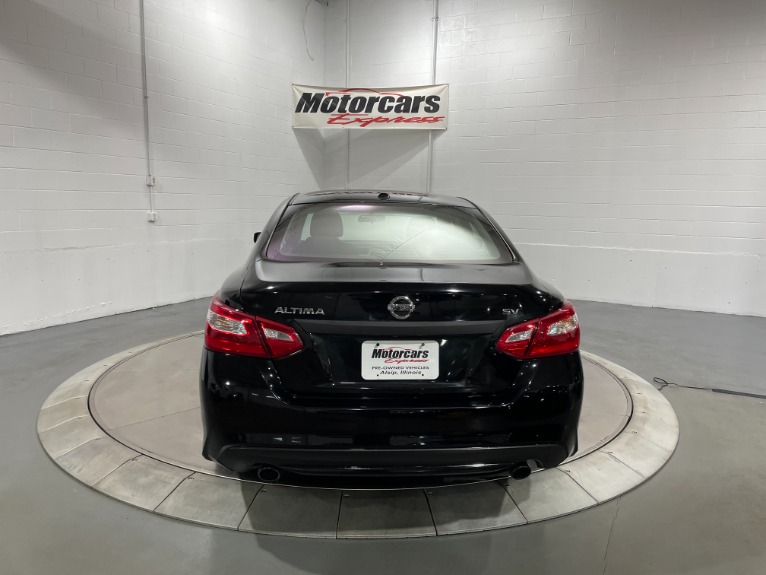 Used-2017-Nissan-Altima-25-SV-FWD