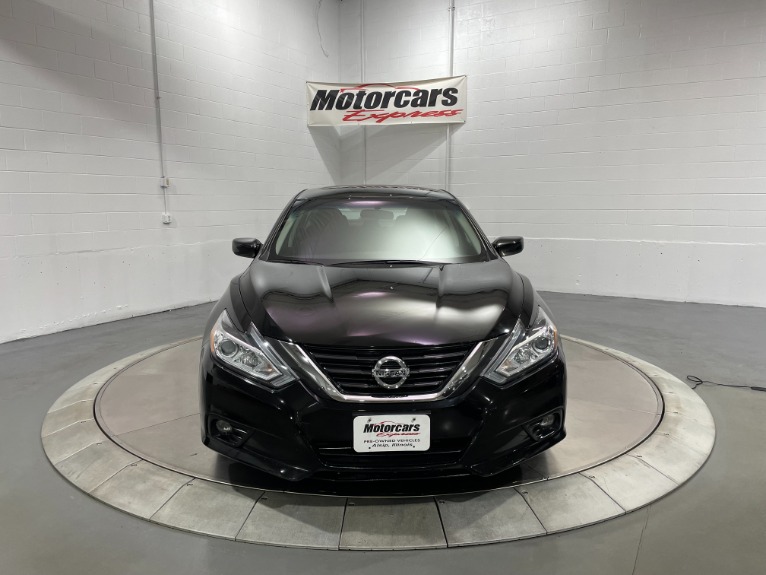 Used-2017-Nissan-Altima-25-SV-FWD