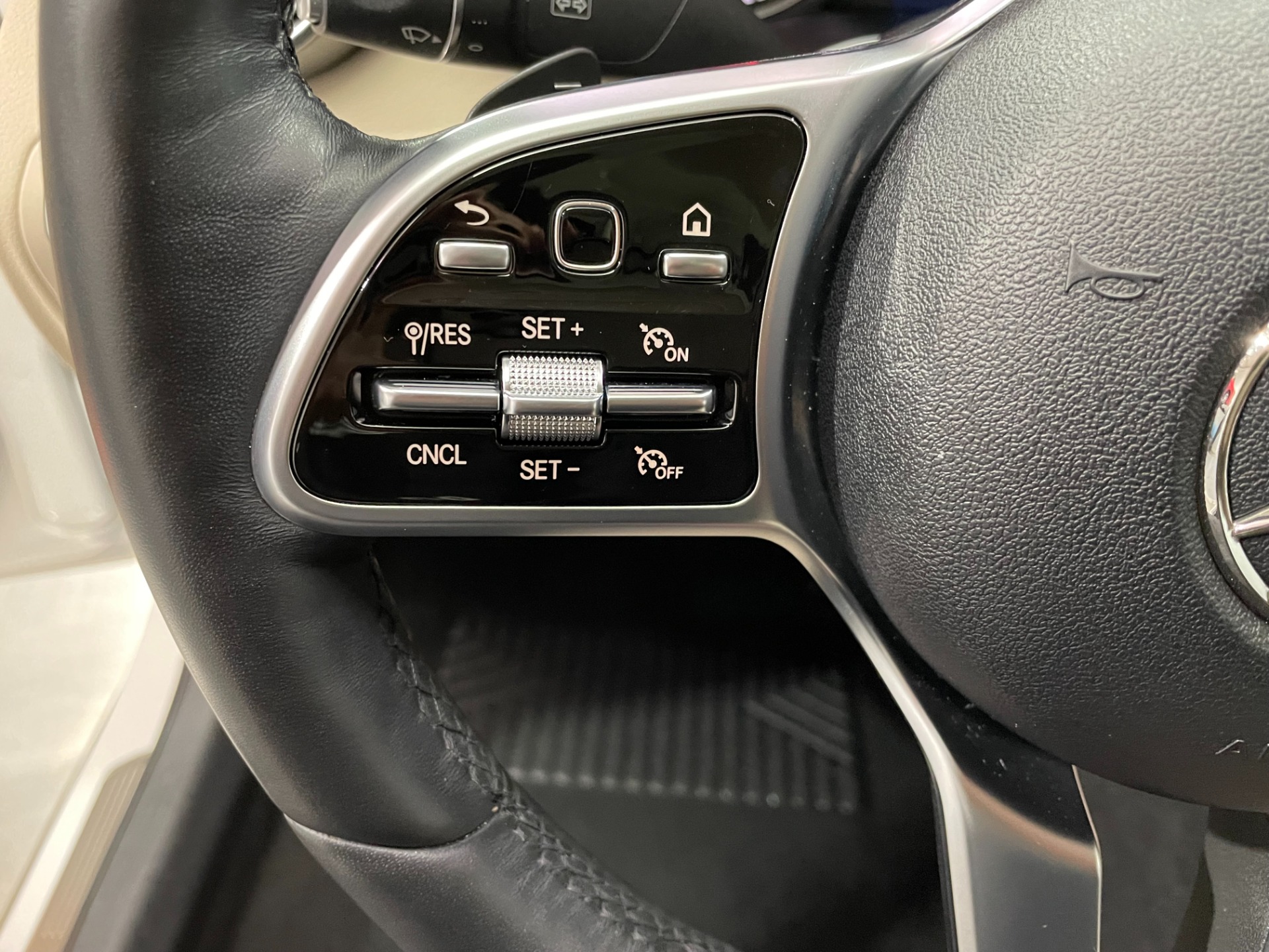 Used-2019-Mercedes-Benz-C-Class-C-300-4MATIC