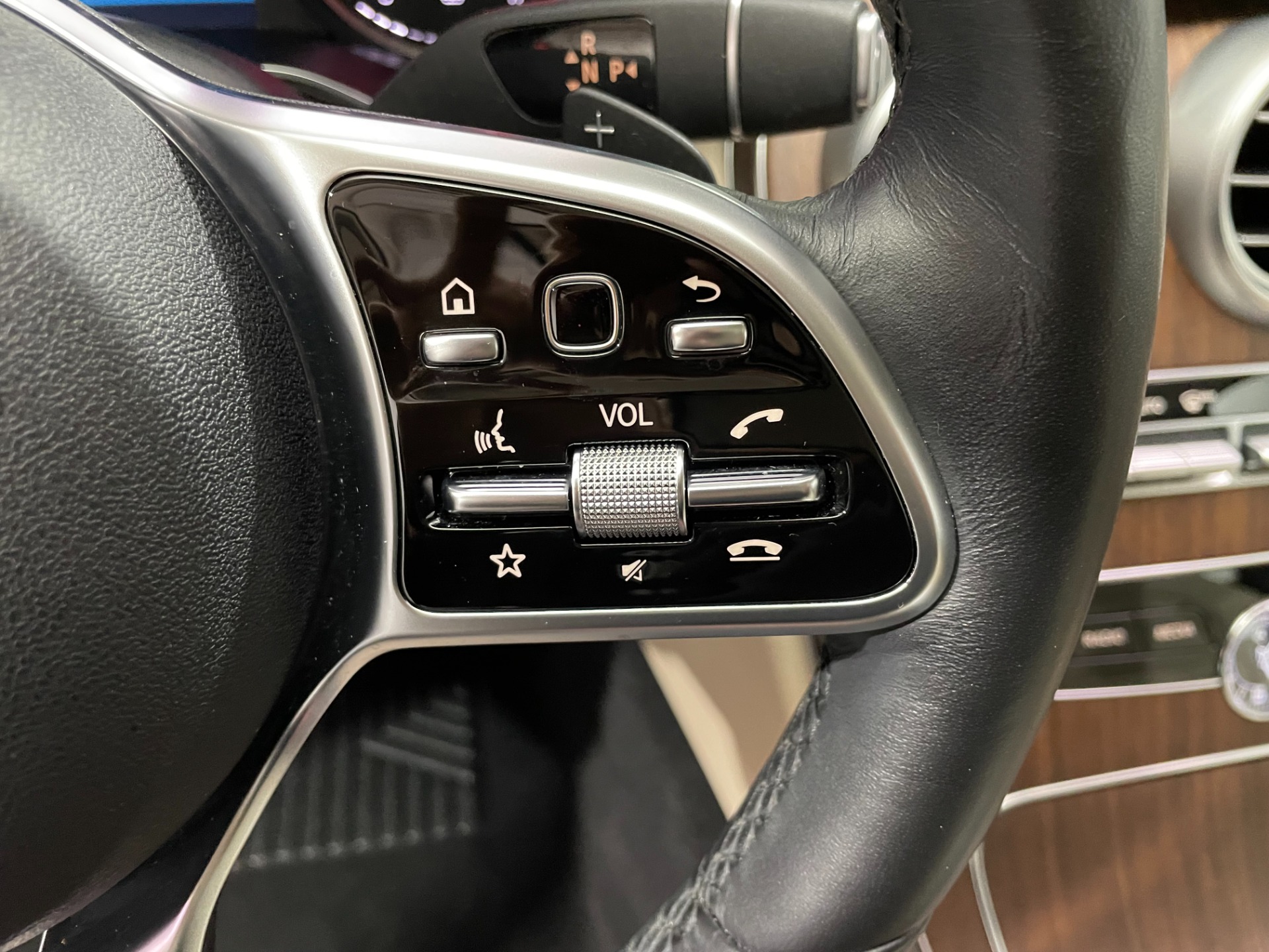 Used-2019-Mercedes-Benz-C-Class-C-300-4MATIC