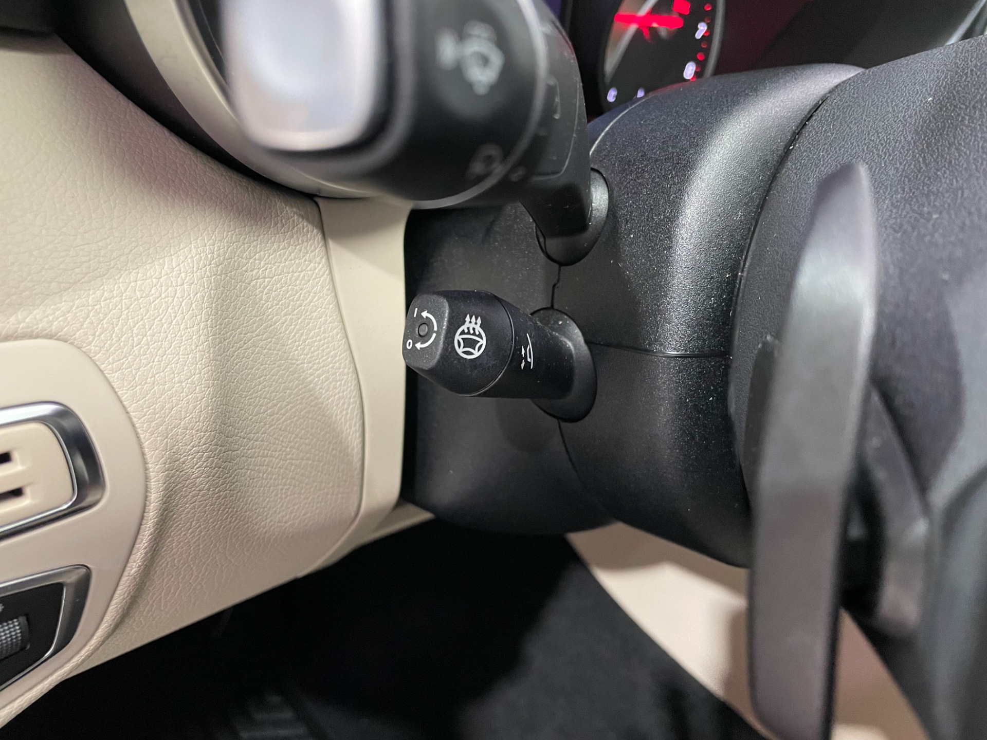Used-2019-Mercedes-Benz-C-Class-C-300-4MATIC