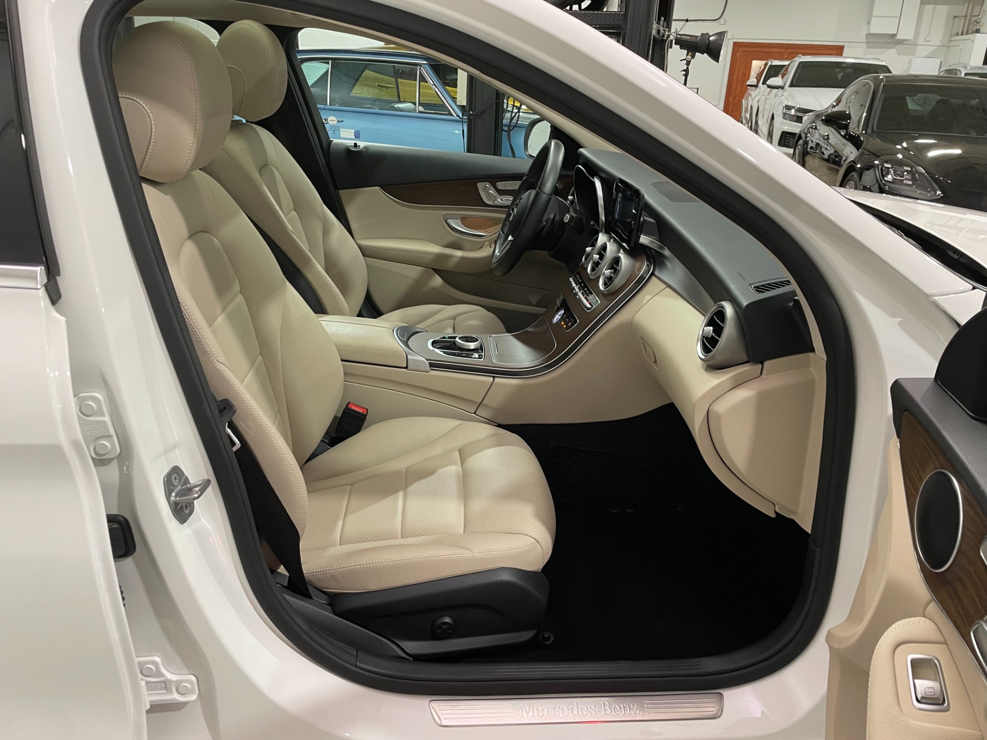 Used-2019-Mercedes-Benz-C-Class-C-300-4MATIC