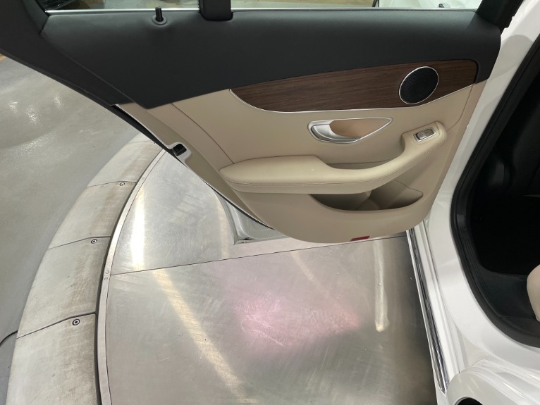 Used-2019-Mercedes-Benz-C-Class-C-300-4MATIC