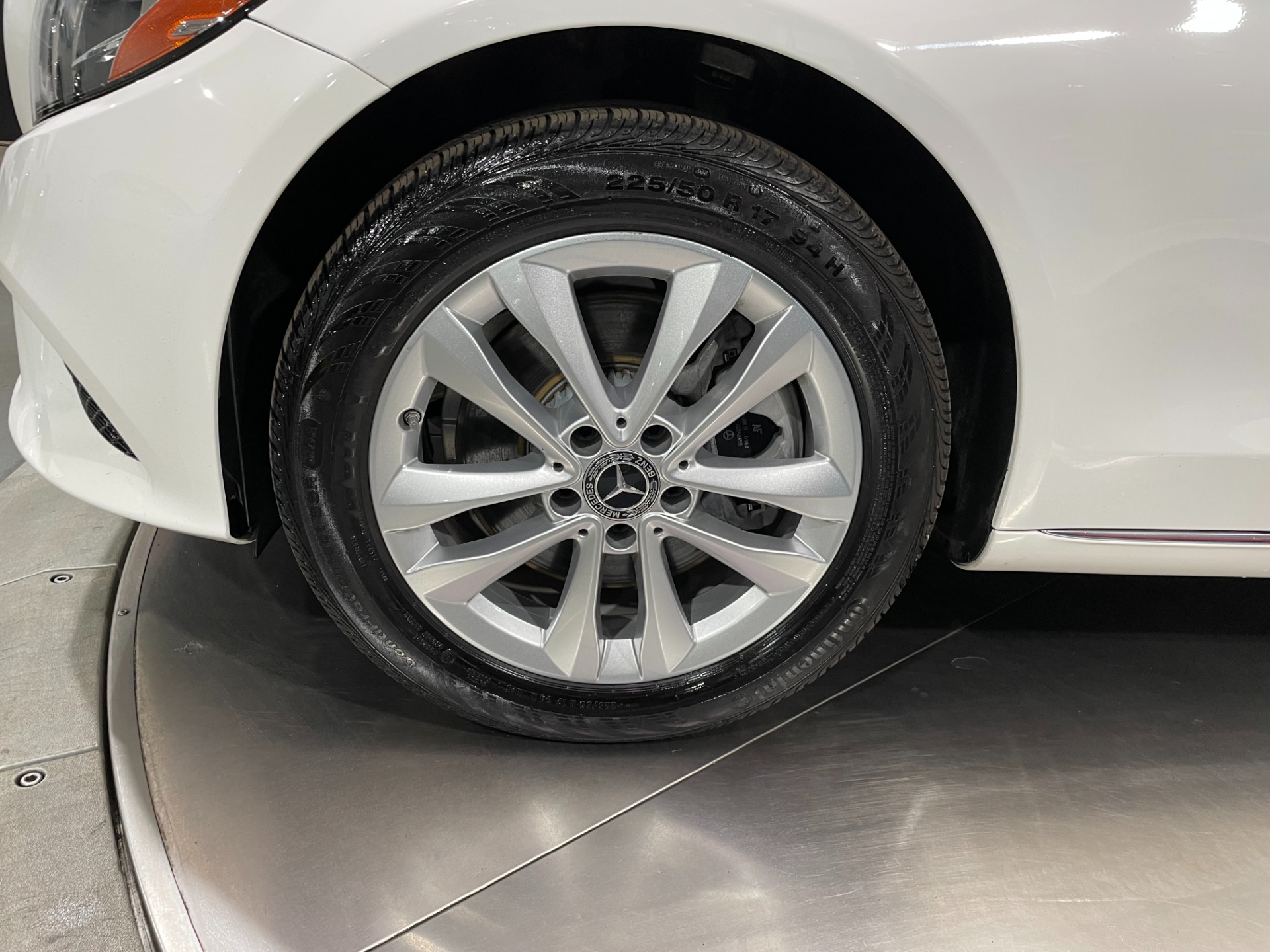 Used-2019-Mercedes-Benz-C-Class-C-300-4MATIC