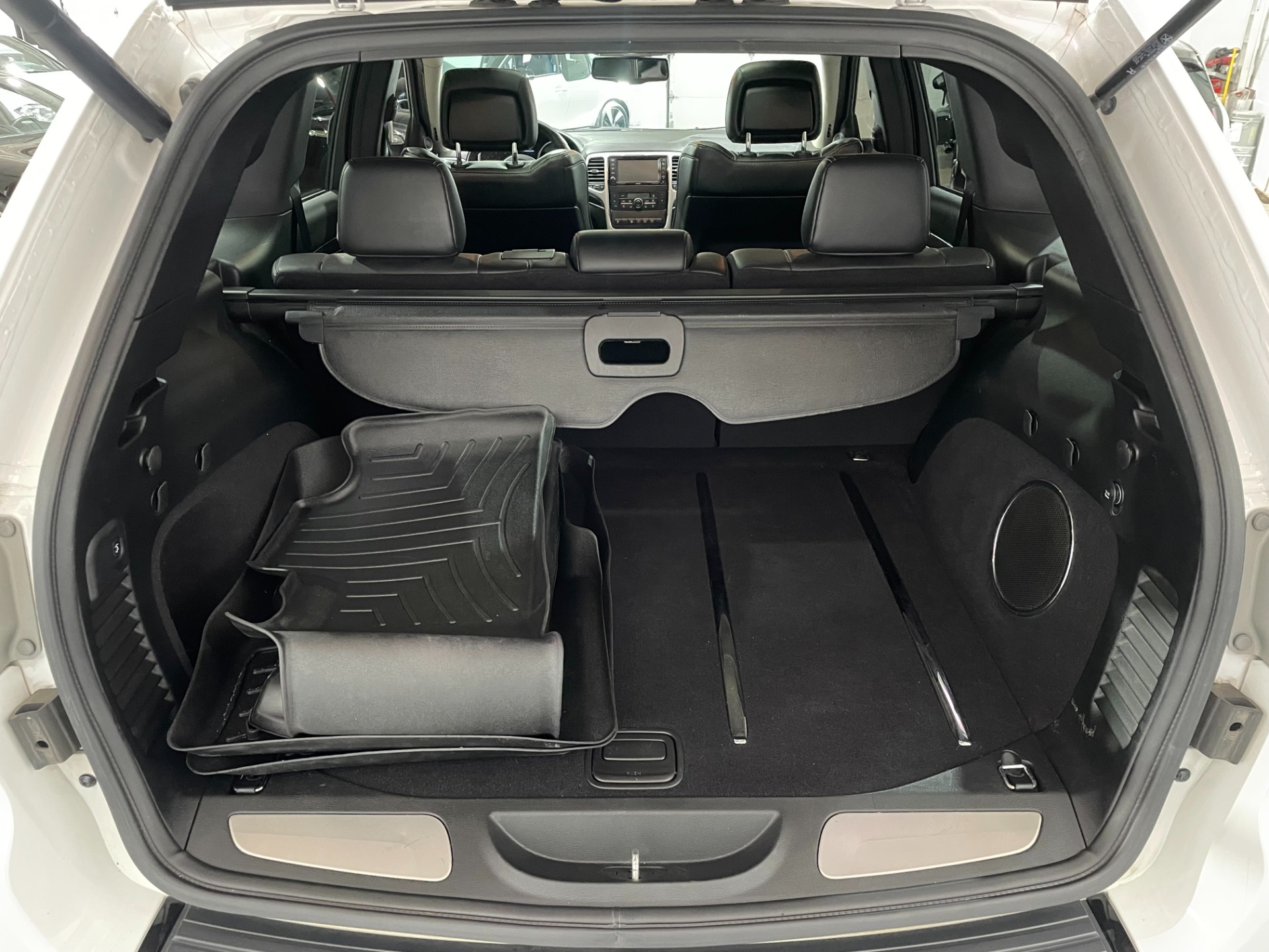 Used-2013-Jeep-Grand-Cherokee-SRT8-4X4-ALPINE