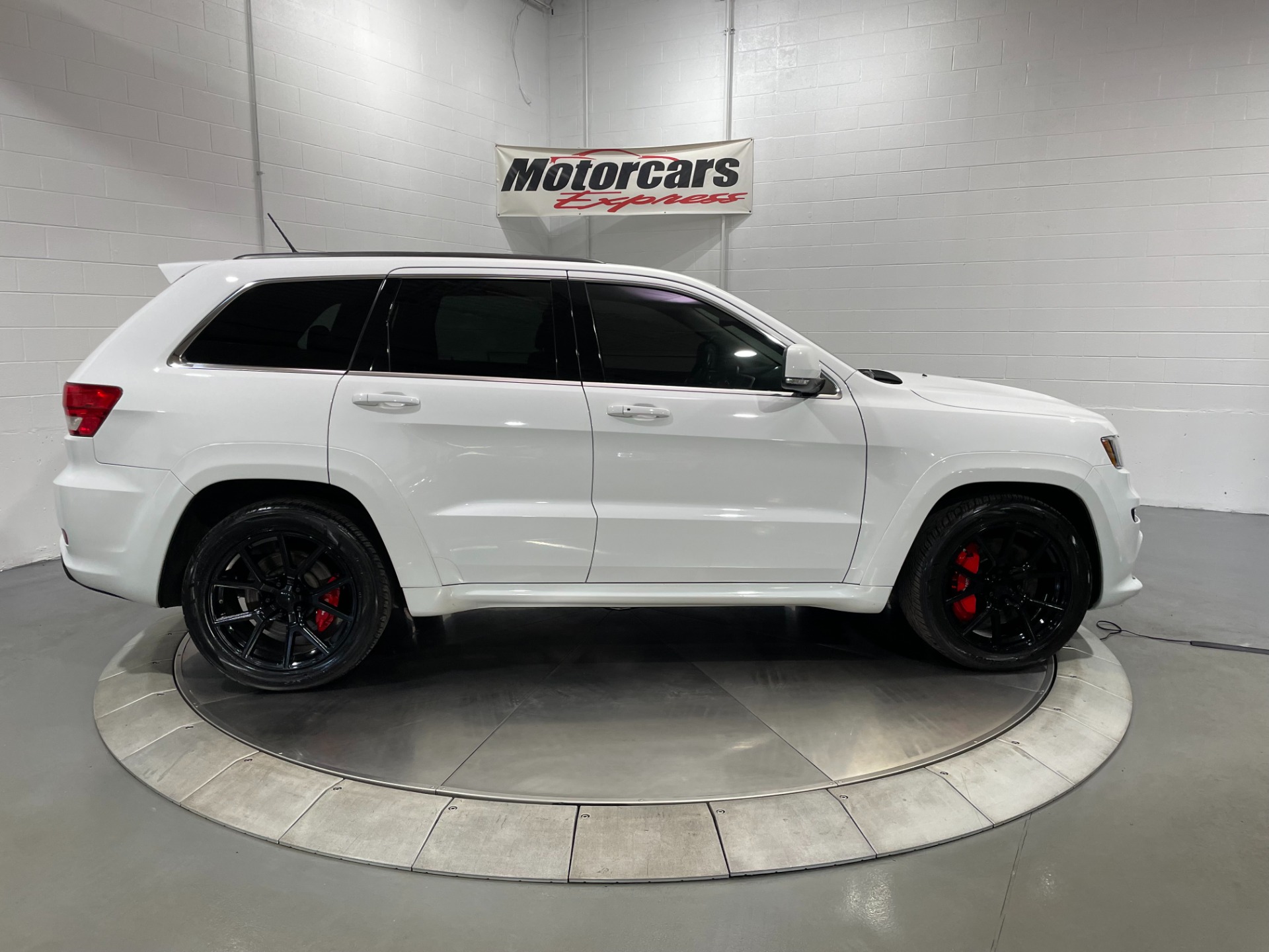 Used-2013-Jeep-Grand-Cherokee-SRT8-4X4-ALPINE