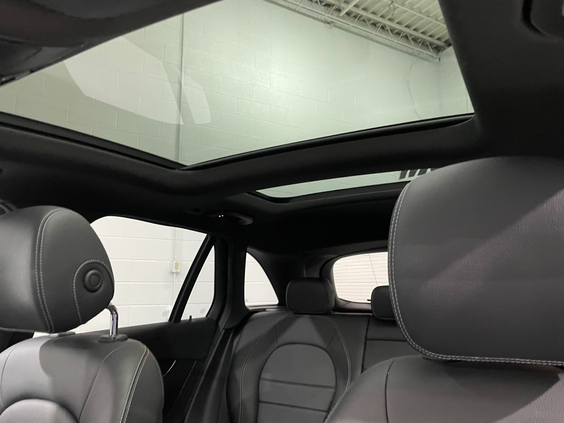Used-2018-Mercedes-Benz-GLC-GLC-300-4MATIC