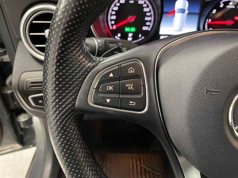 Used-2018-Mercedes-Benz-GLC-GLC-300-4MATIC