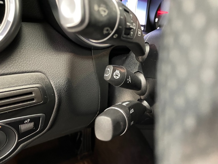 Used-2018-Mercedes-Benz-GLC-GLC-300-4MATIC
