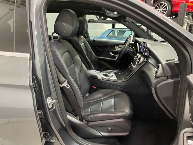 Used-2018-Mercedes-Benz-GLC-GLC-300-4MATIC