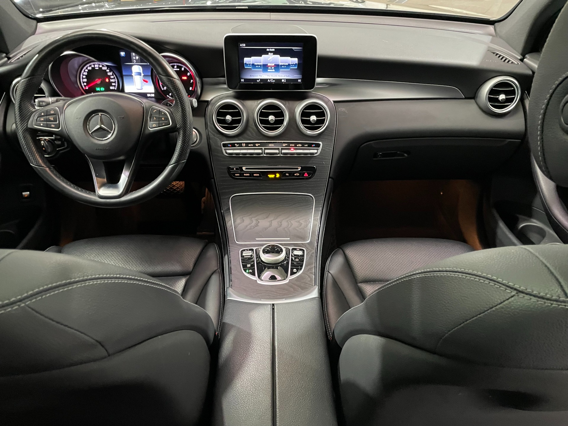Used-2018-Mercedes-Benz-GLC-GLC-300-4MATIC