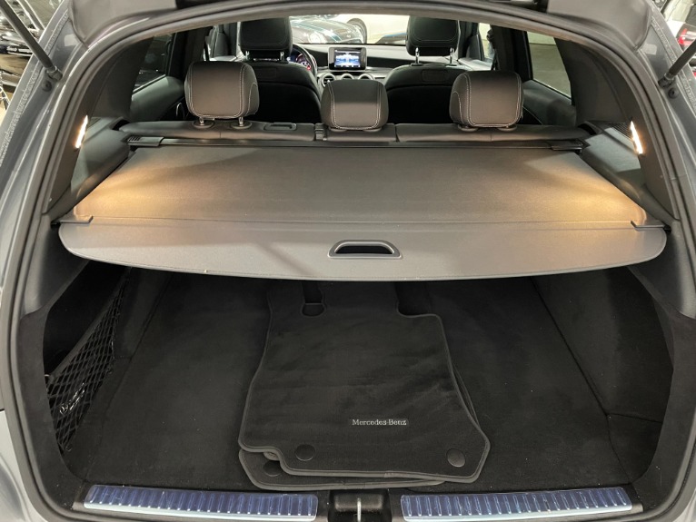Used-2018-Mercedes-Benz-GLC-GLC-300-4MATIC