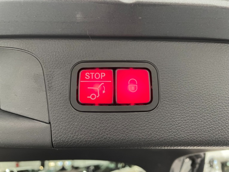 Used-2018-Mercedes-Benz-GLC-GLC-300-4MATIC