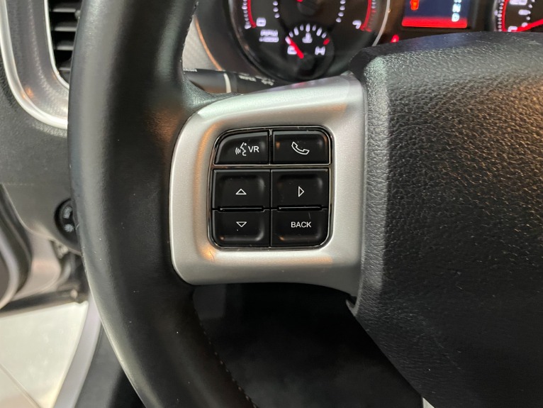 Used-2013-Dodge-Charger-SE-RWD