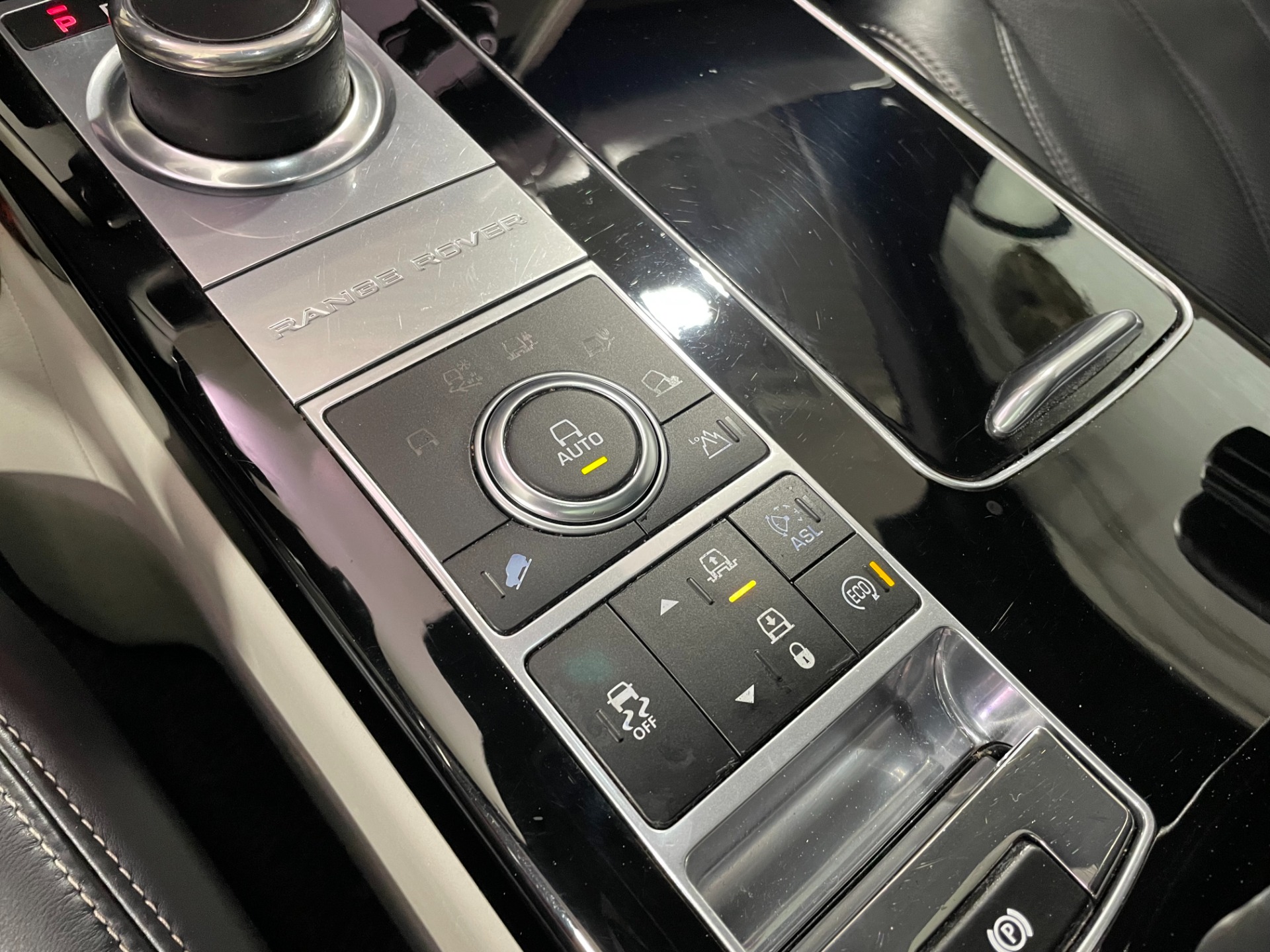 Used-2014-Land-Rover-Range-Rover-Autobiography-4X4
