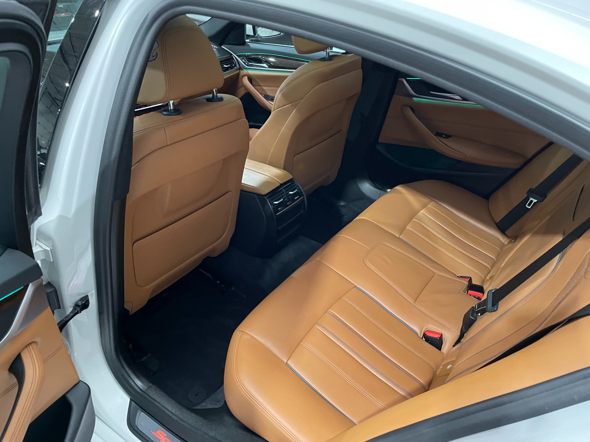 Used-2018-BMW-5-Series-540i-xDrive-Sport-Line