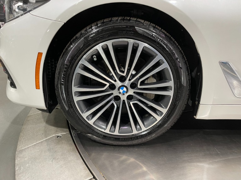 Used-2018-BMW-5-Series-540i-xDrive-Sport-Line