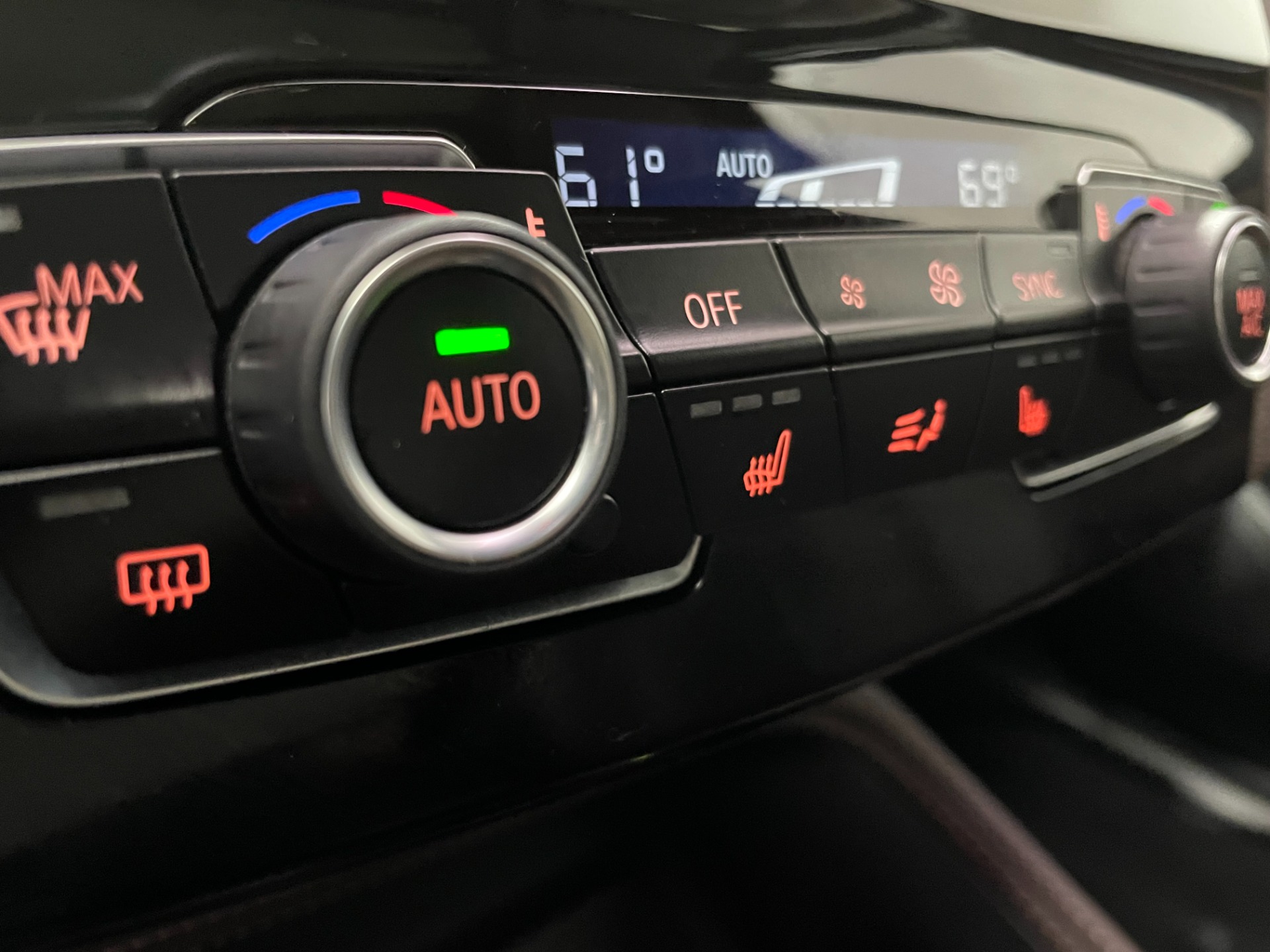 Used-2018-BMW-X1-xDrive28i