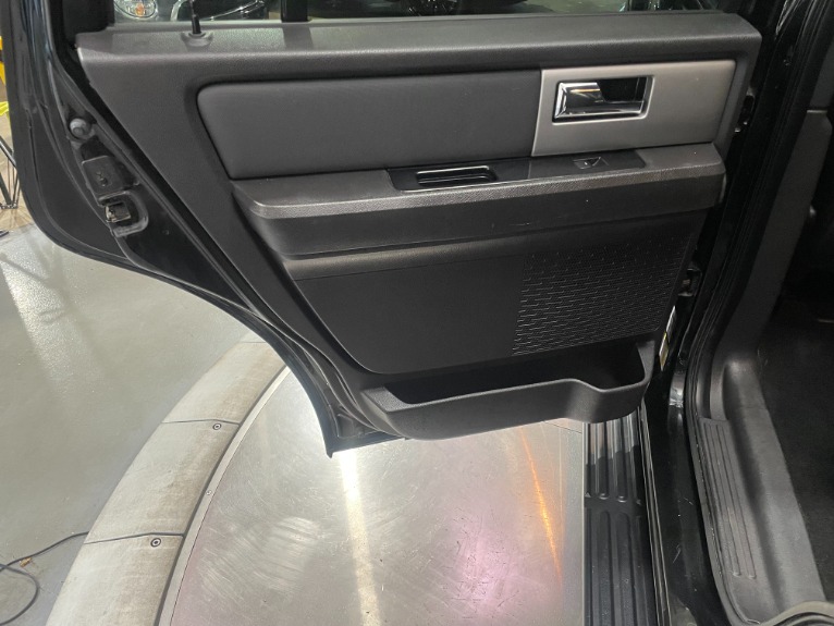 Used-2011-Ford-Expedition-Limited-4X4