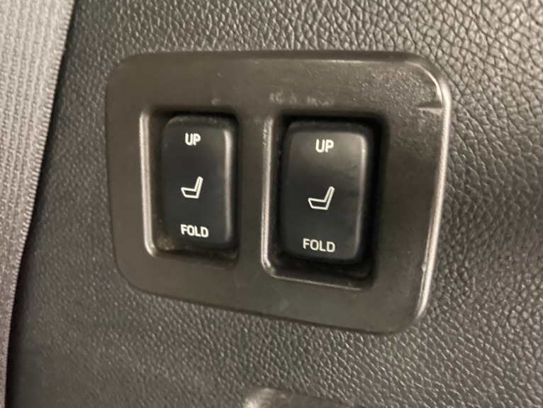 Used-2011-Ford-Expedition-Limited-4X4