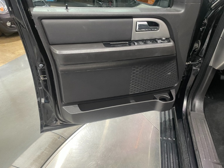 Used-2011-Ford-Expedition-Limited-4X4