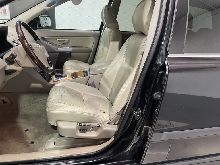 Used-2004-Volvo-XC90-25T-AWD