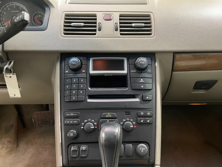 Used-2004-Volvo-XC90-25T-AWD