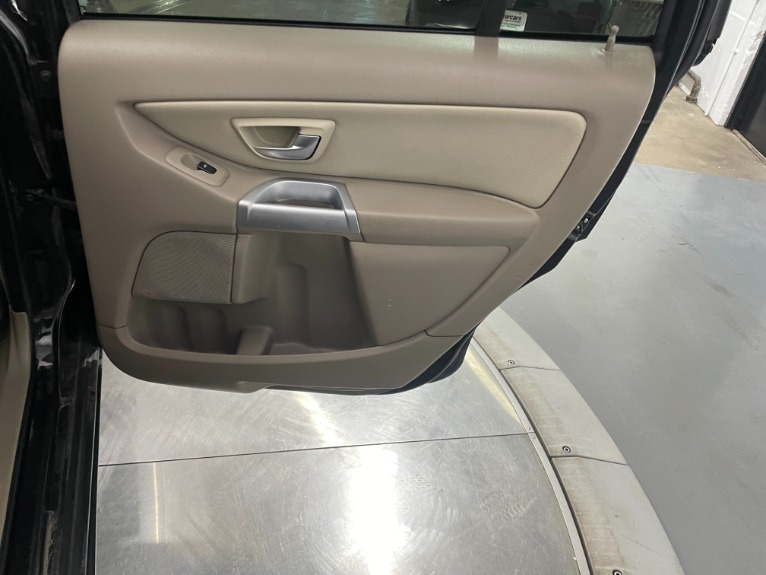 Used-2004-Volvo-XC90-25T-AWD