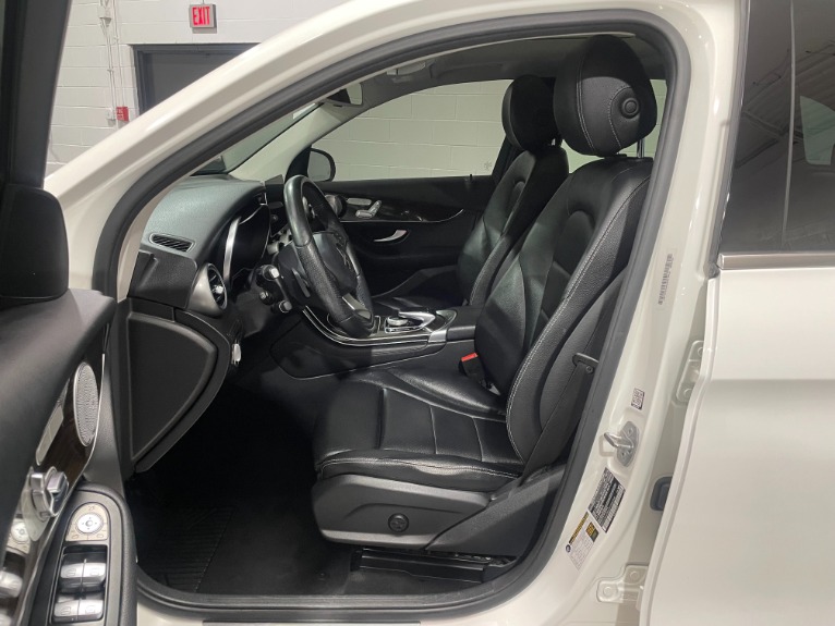 Used-2016-Mercedes-Benz-GLC-GLC-300-4MATIC