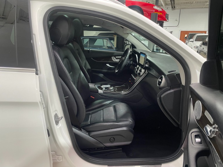 Used-2016-Mercedes-Benz-GLC-GLC-300-4MATIC
