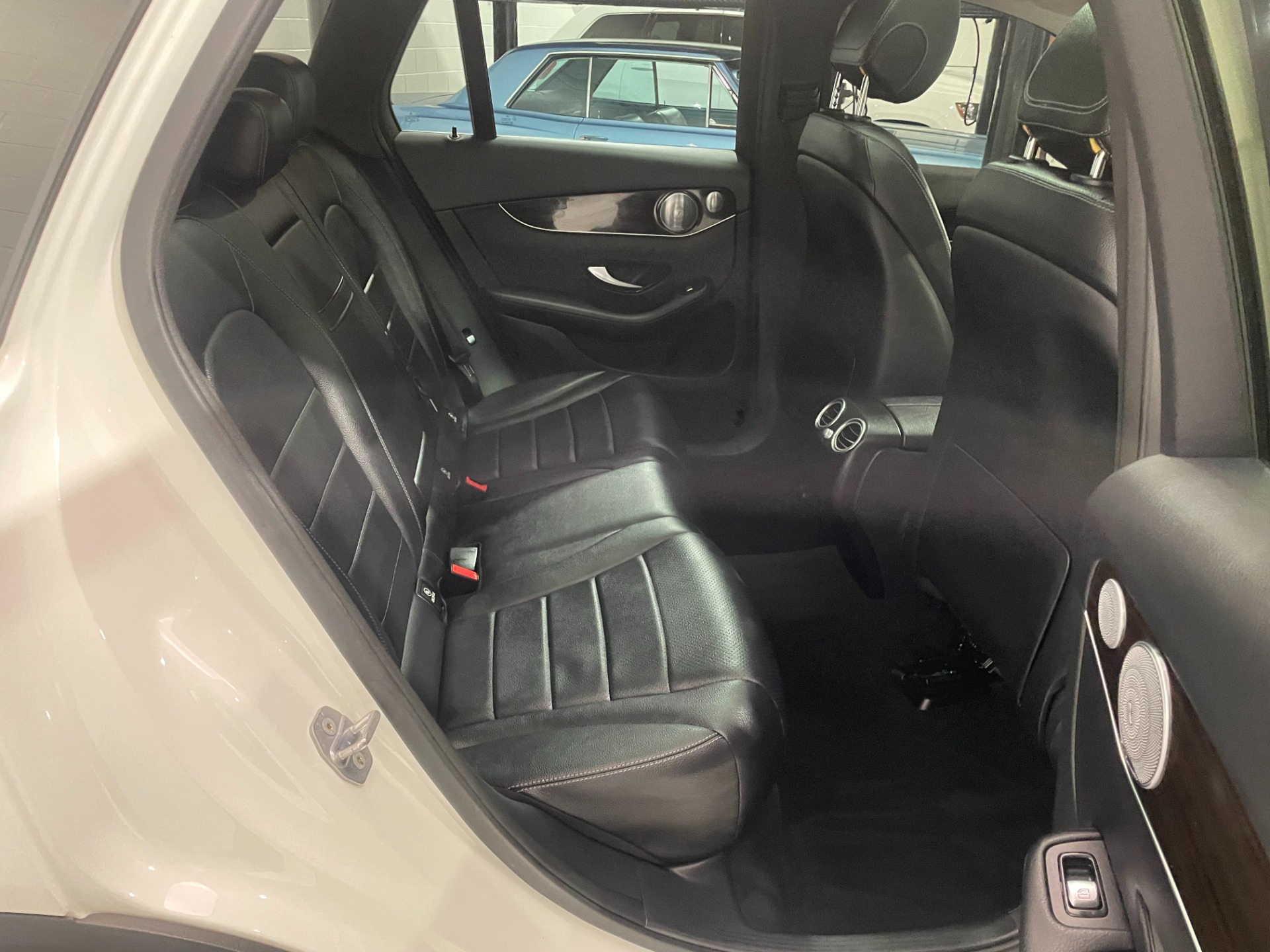Used-2016-Mercedes-Benz-GLC-GLC-300-4MATIC