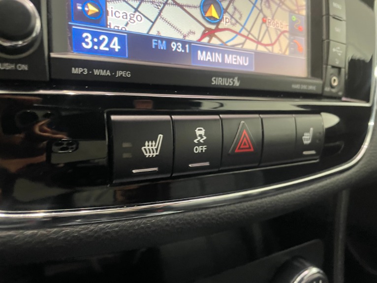 Used-2012-Chrysler-200-Convertible-Limited-FWD