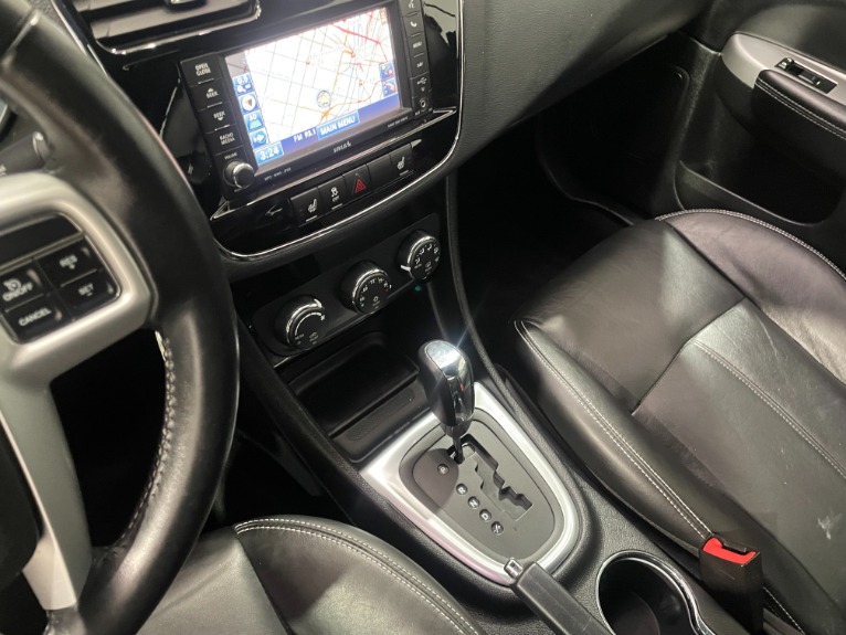 Used-2012-Chrysler-200-Convertible-Limited-FWD