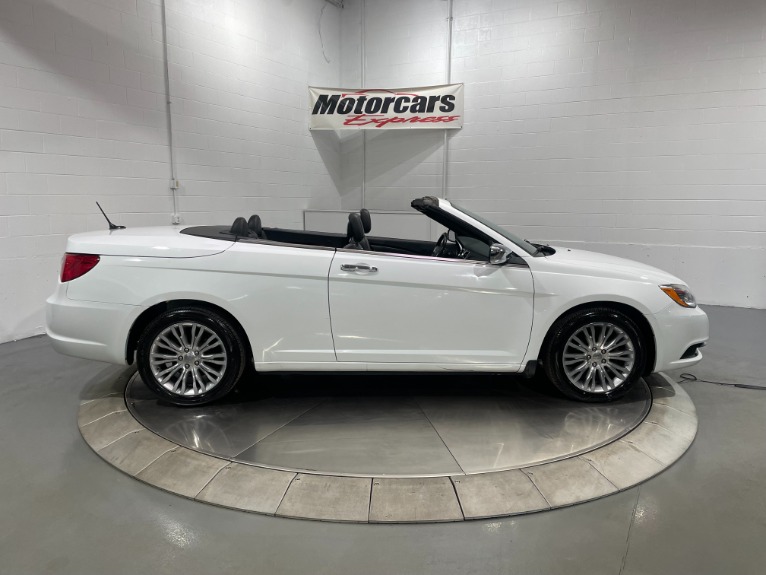 Used-2012-Chrysler-200-Convertible-Limited-FWD