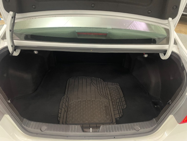 Used-2012-Hyundai-Sonata-SE-20T-FWD