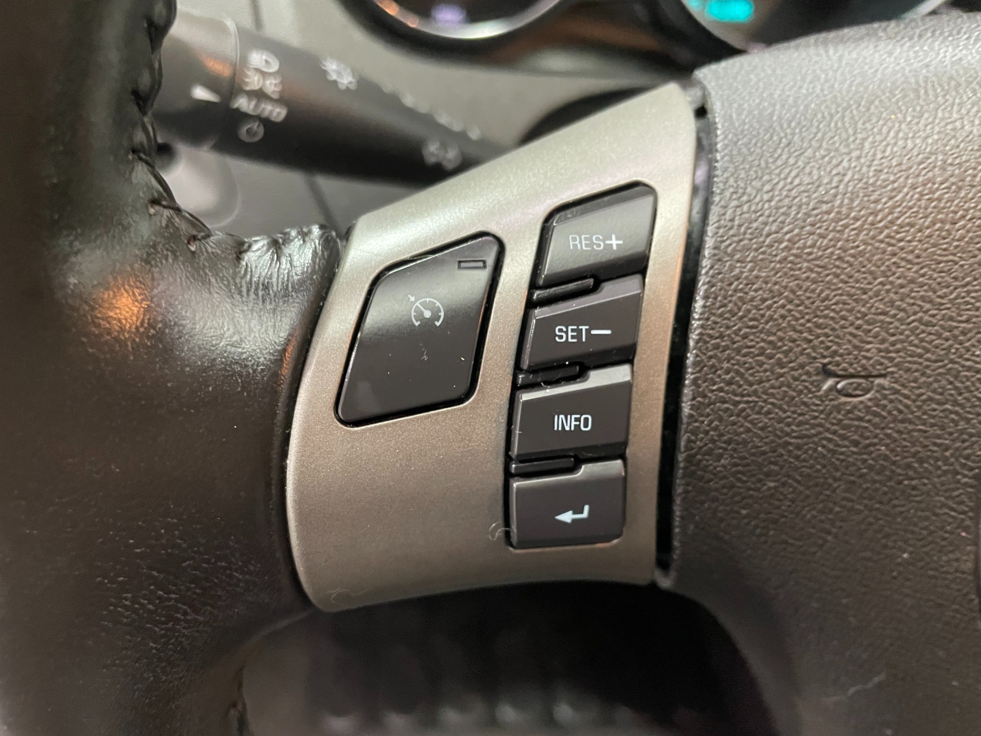 Used-2011-Chevrolet-Malibu-LTZ-FWD