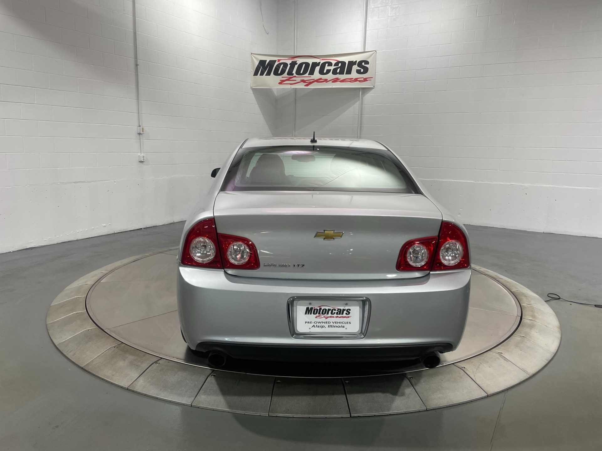 Used-2011-Chevrolet-Malibu-LTZ-FWD