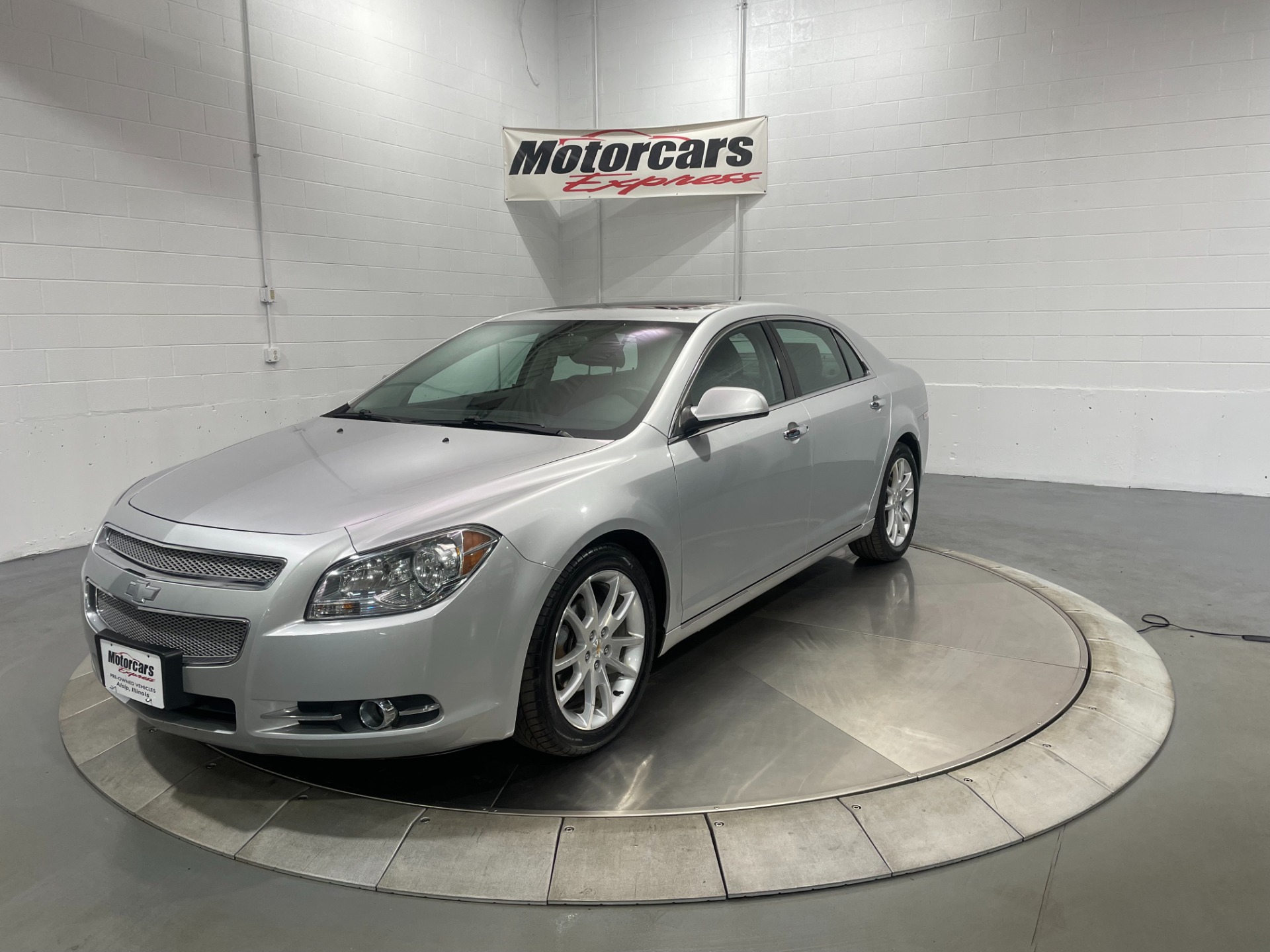Used-2011-Chevrolet-Malibu-LTZ-FWD