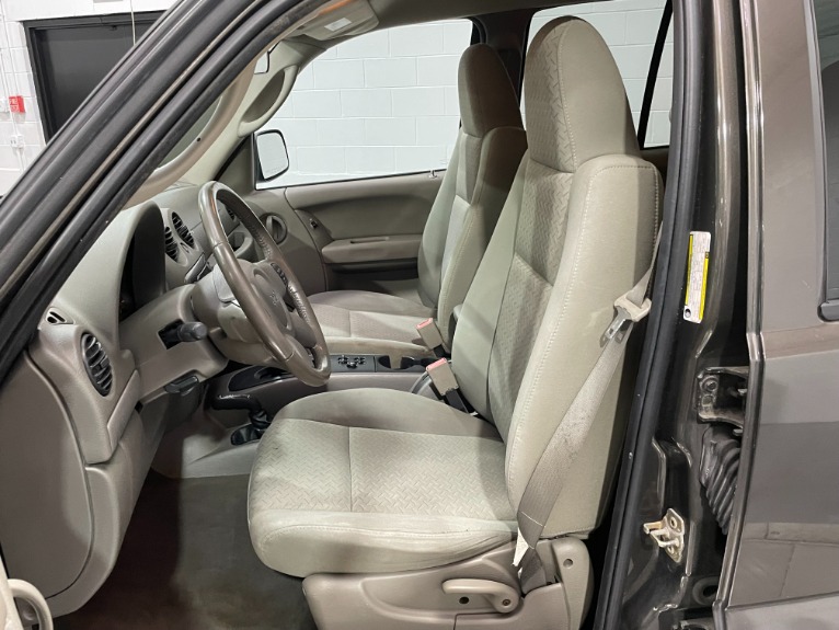 Used-2005-Jeep-Liberty-Renegade-4WD