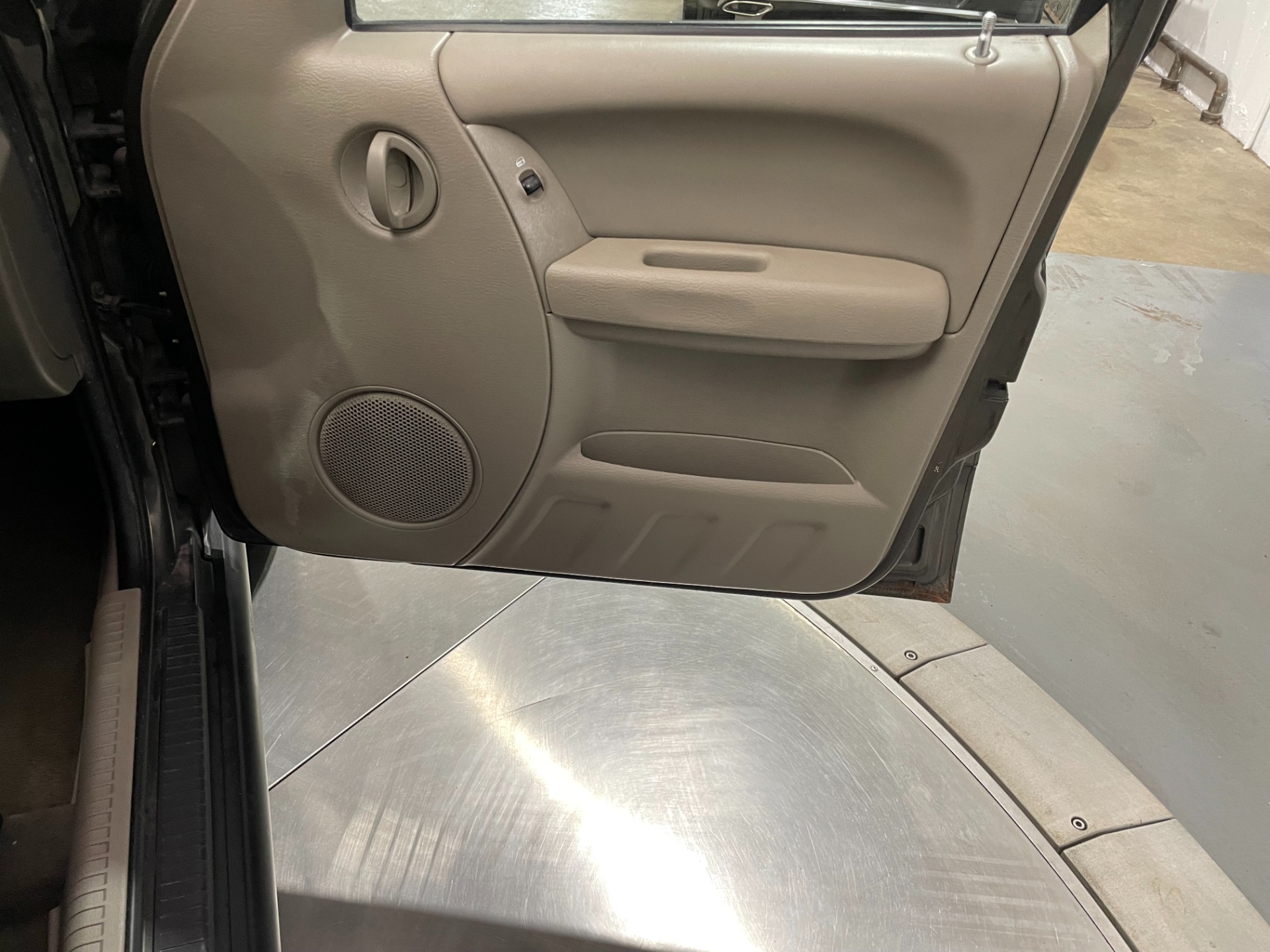 Used-2005-Jeep-Liberty-Renegade-4WD