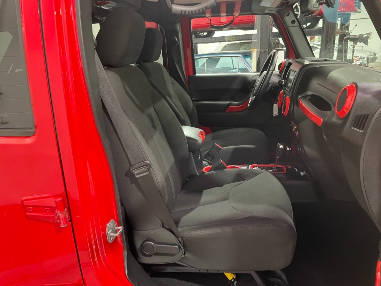 Used-2016-Jeep-Wrangler-Unlimited-Sport-S-4X4