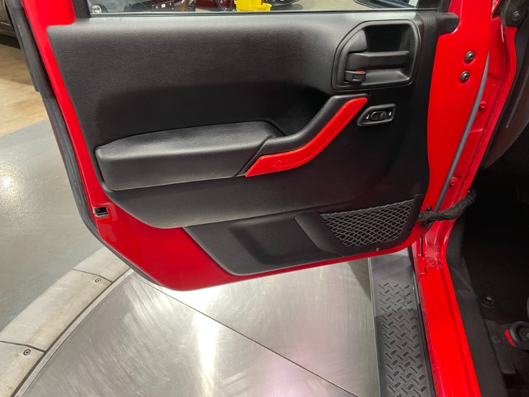 Used-2016-Jeep-Wrangler-Unlimited-Sport-S-4X4