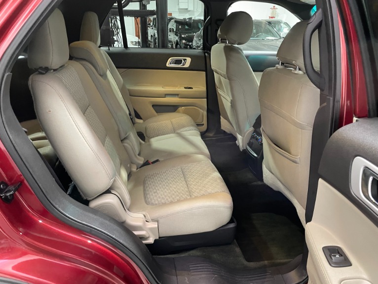 Used-2013-Ford-Explorer-XLT-AWD